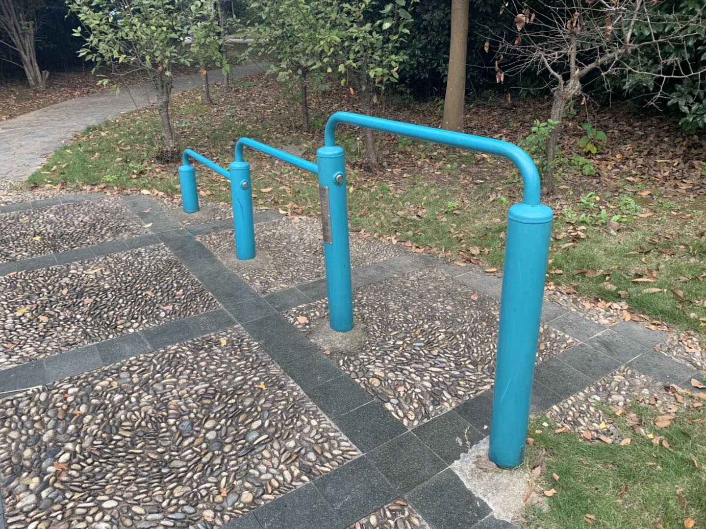 彈震壓腿器 彈震壓腿器