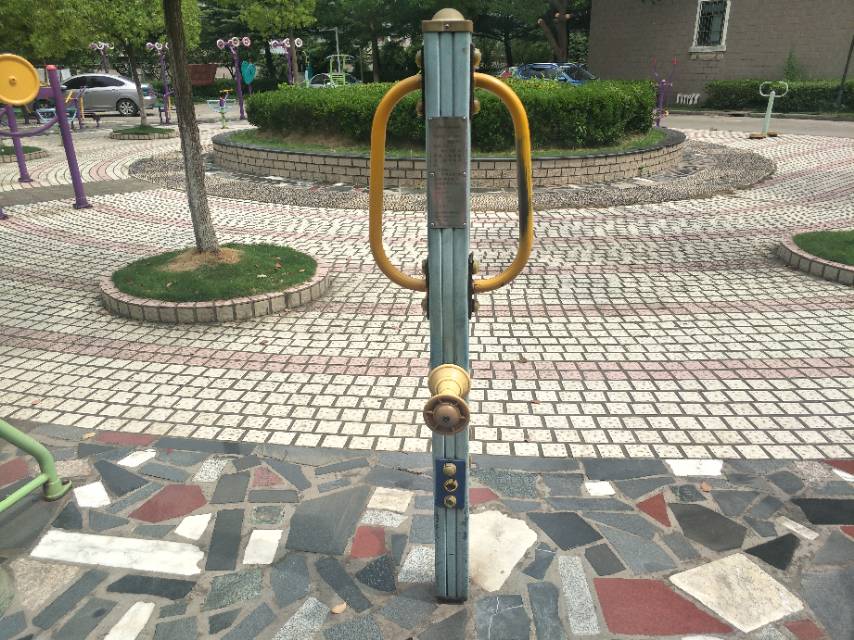 腰背按摩器 腰背按摩器