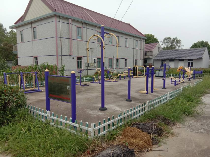 堡鎮(zhèn)四滧村15隊(duì)健身點(diǎn)