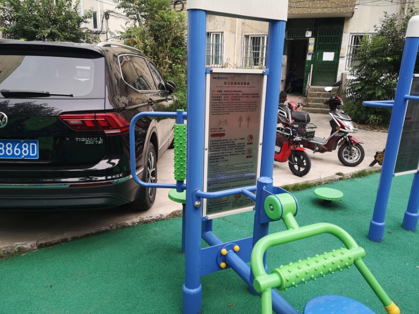 雙立柱腰背按摩器 雙立柱腰背按摩器