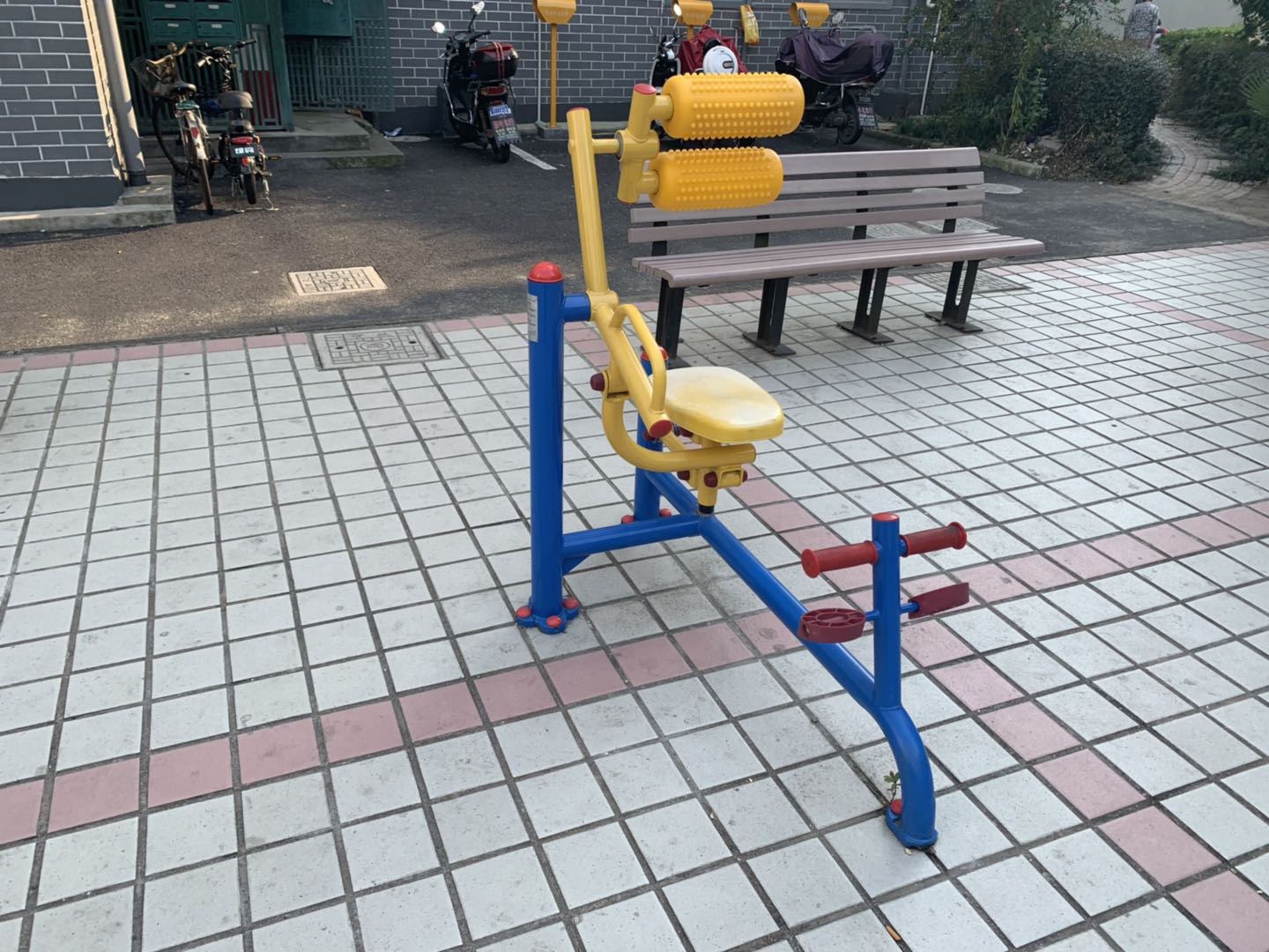 自重腹背鍛煉器 自重腹背鍛煉器