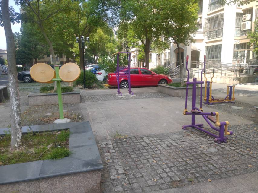 新理想花園健身點2