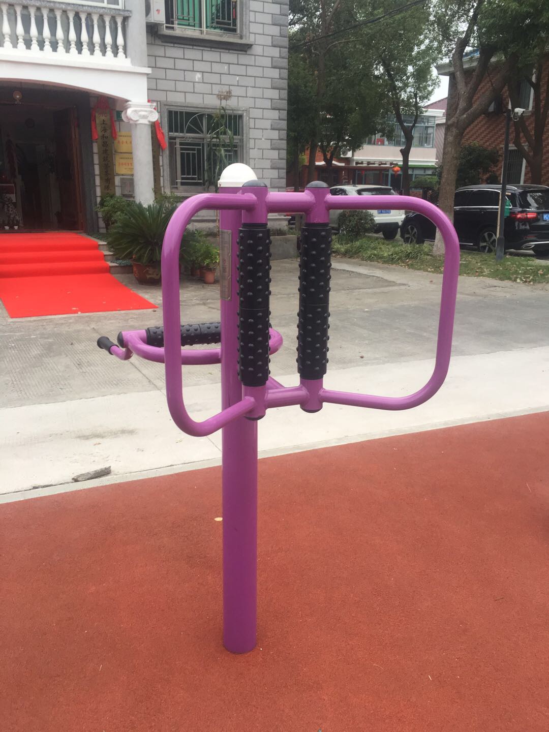 腰背按摩器 腰背按摩器