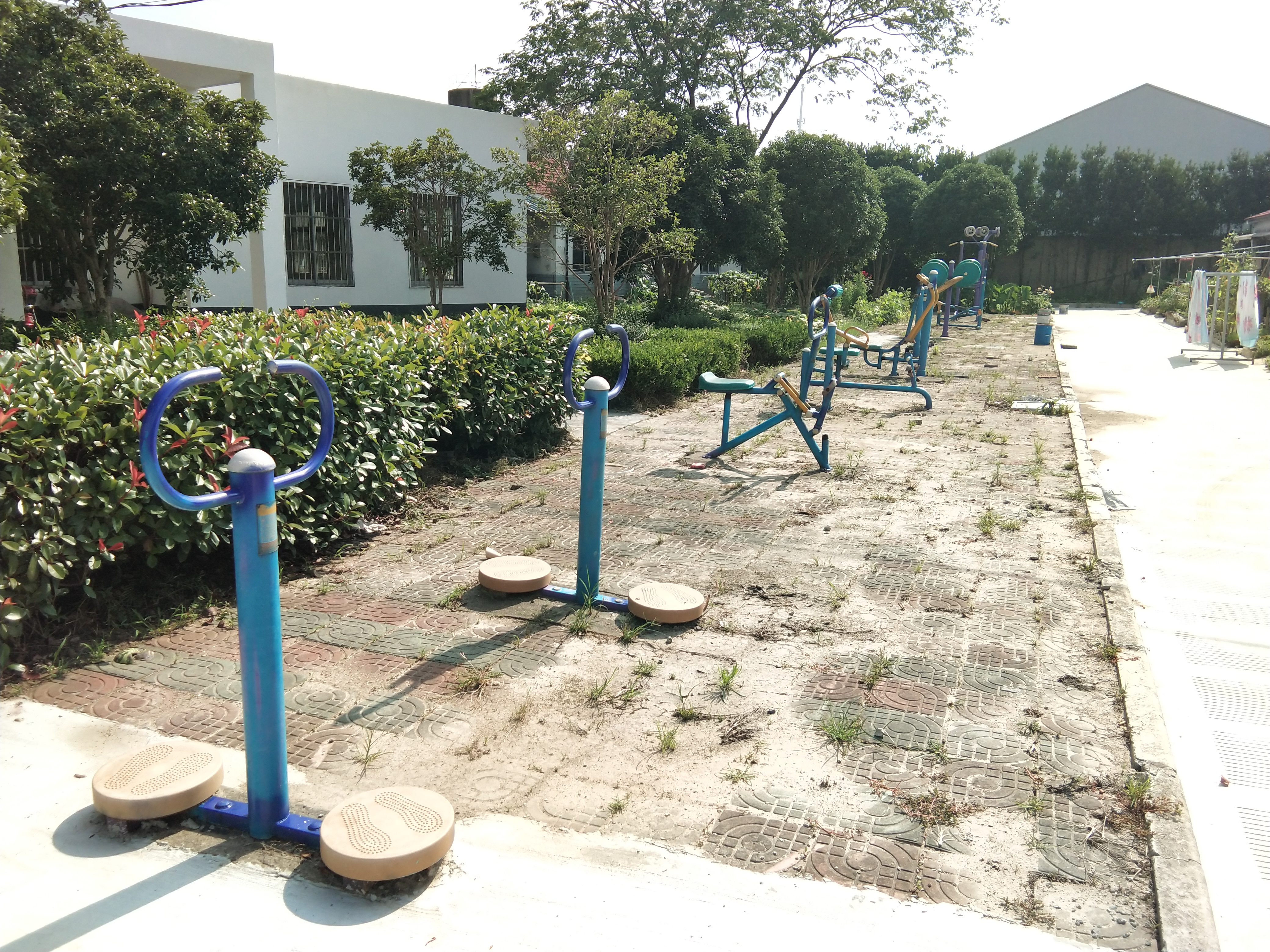 奉城鎮(zhèn)久久公寓市民益智健身苑點 奉城鎮(zhèn)久久公寓市民益智健身苑點