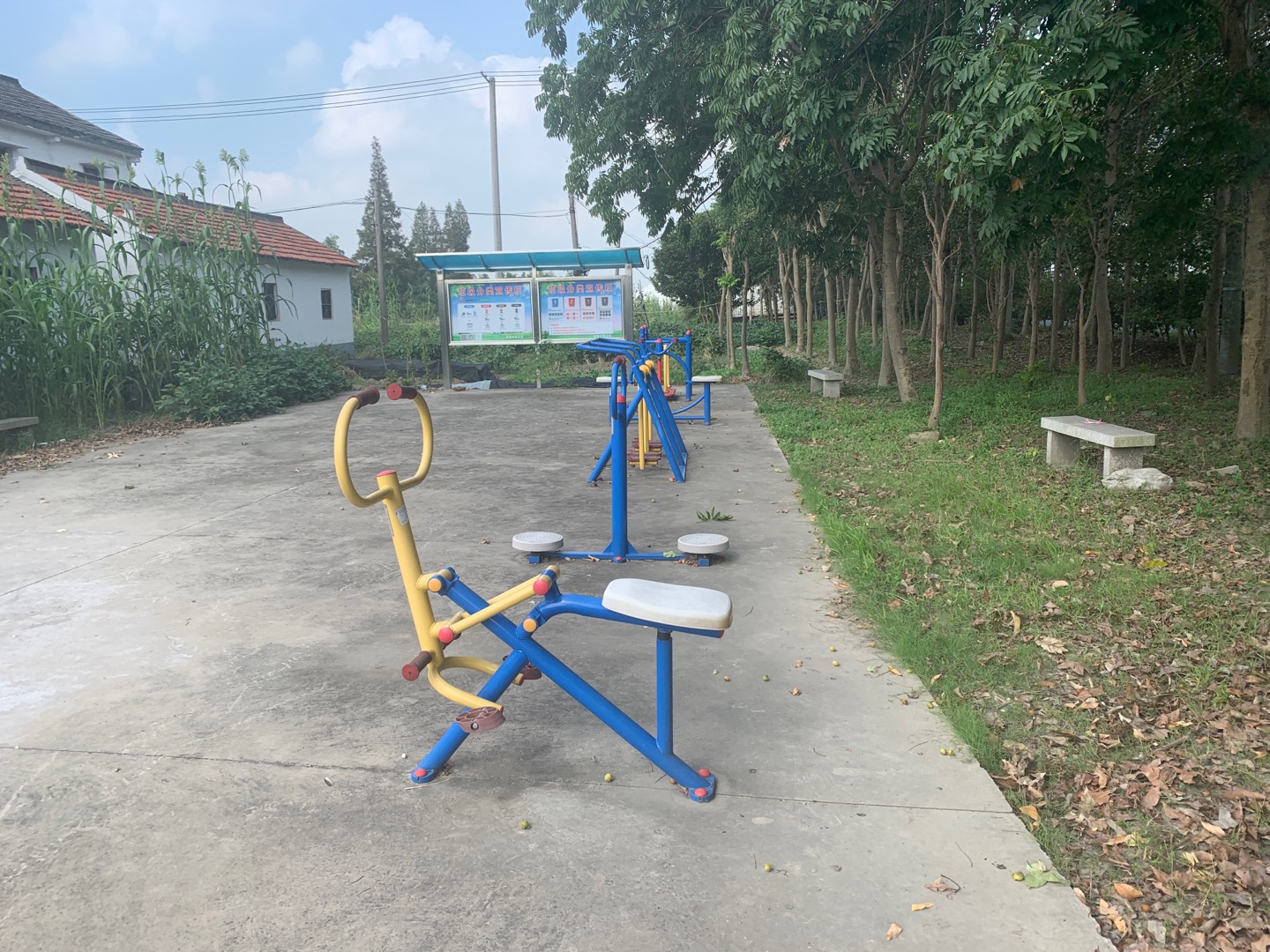 東夏村健身點(diǎn)（南）