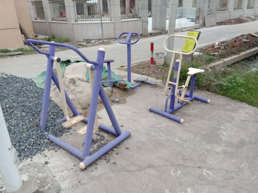 堡鎮(zhèn)瀛南村14組倉庫健身點