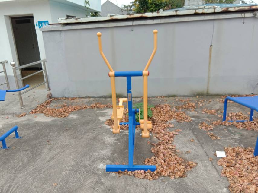 室外橢圓機(jī) 室外橢圓機(jī)