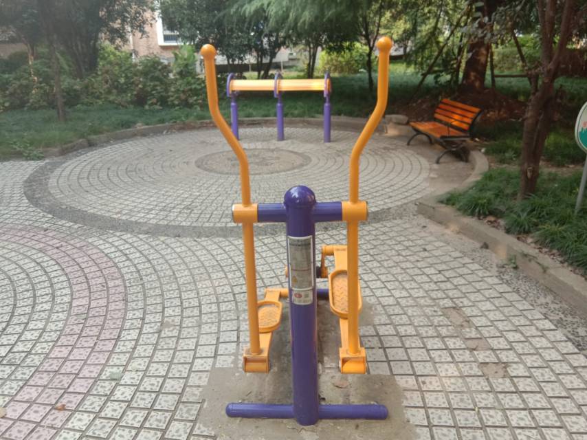 橢圓跑步機(jī) 橢圓跑步機(jī)