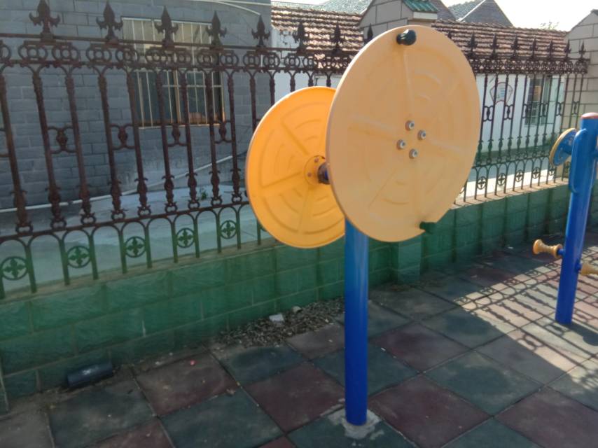 快樂(lè)大轉(zhuǎn)盤(pán) 快樂(lè)大轉(zhuǎn)盤(pán)