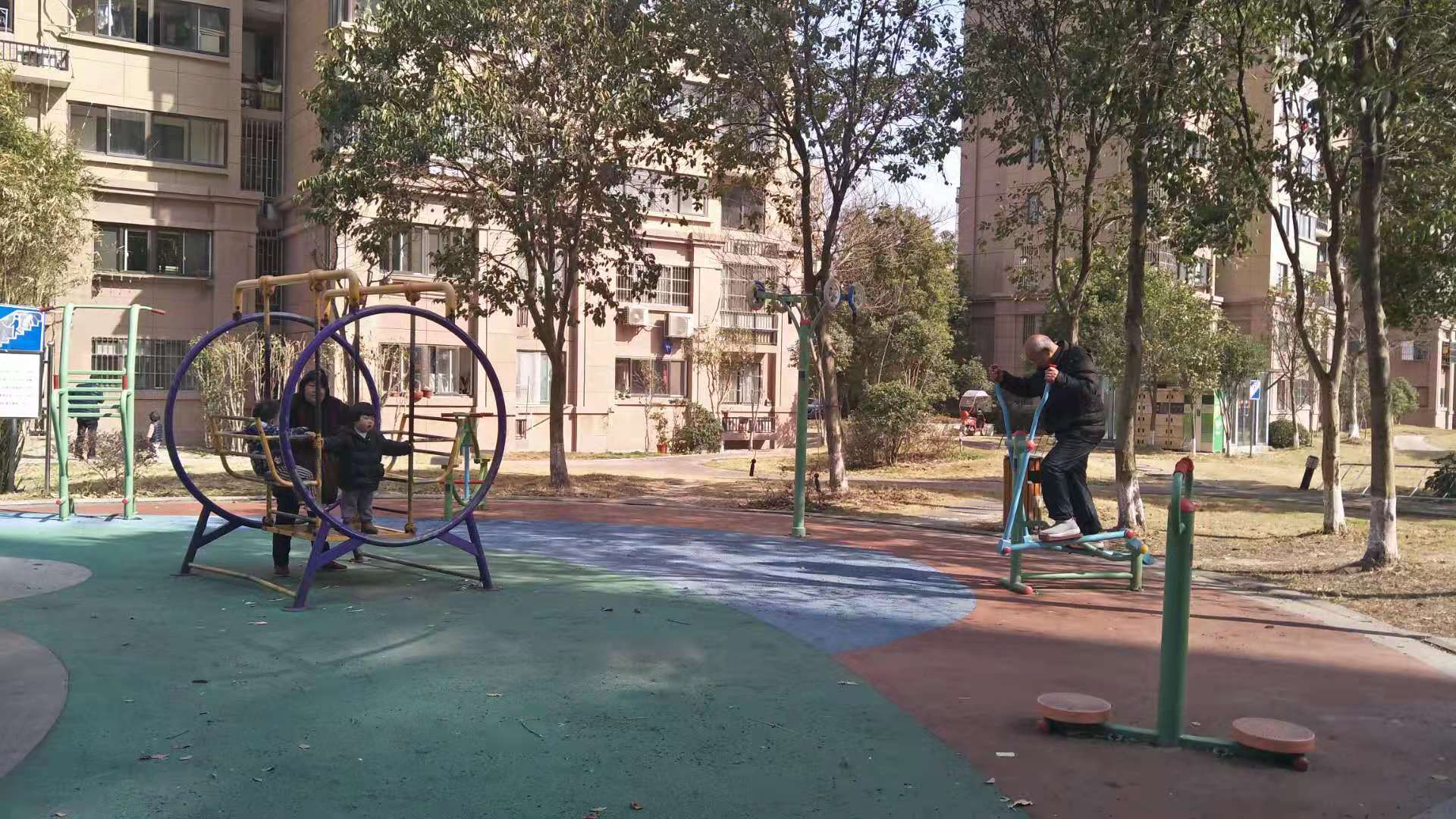 君蓮宏潤麗苑小區(qū)健身點A 君蓮宏潤麗苑小區(qū)健身點A