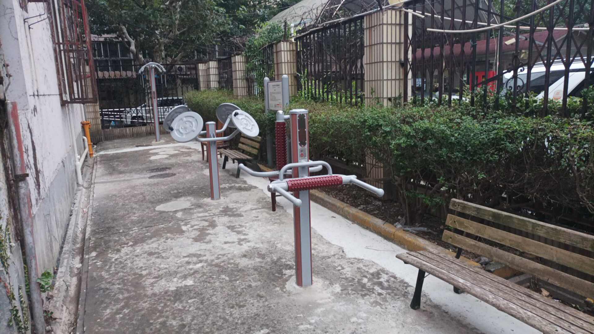 甘泉街道雙泉小區(qū)自建健身苑點(diǎn) 甘泉街道雙泉小區(qū)自建健身苑點(diǎn)