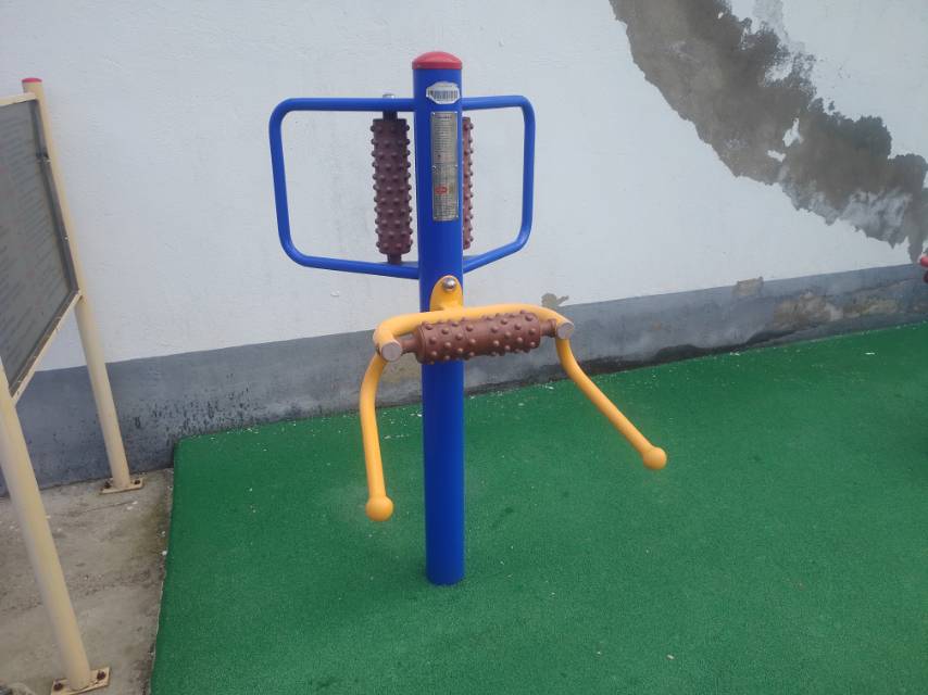 腰背按摩器 腰背按摩器