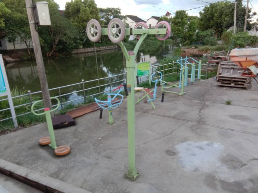 南新村（新羅）健身點(diǎn)