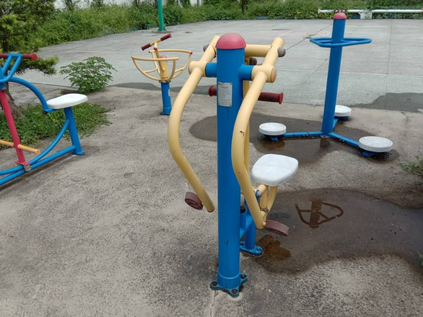 自重蹬腿器 自重蹬腿器