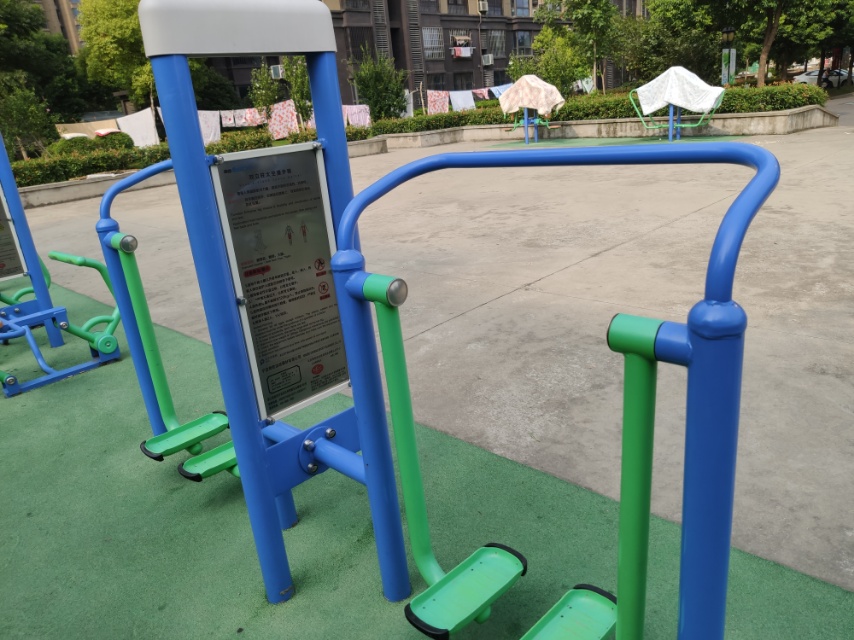 雙立柱太空漫步器 雙立柱太空漫步器