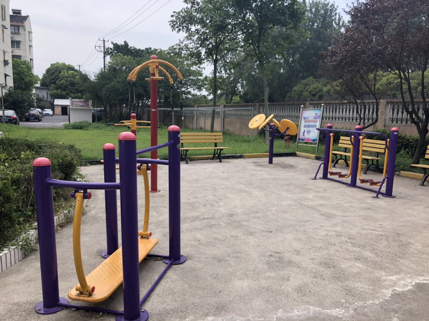 商建公寓健身點