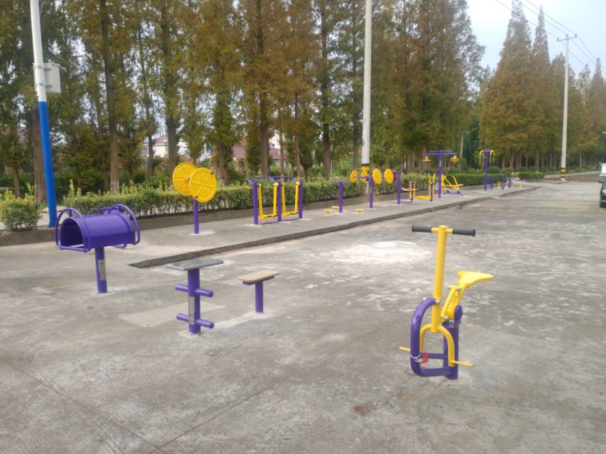 新河鎮(zhèn)民生村健身點