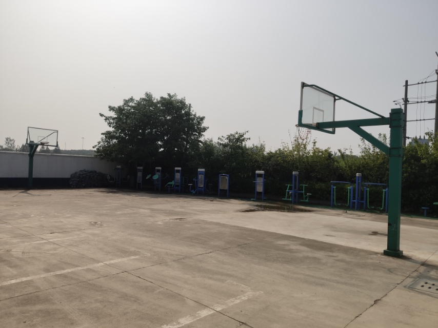 華益村籃球場(chǎng)