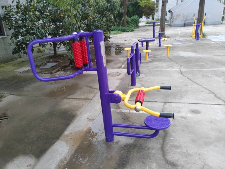 腰背按摩器 腰背按摩器