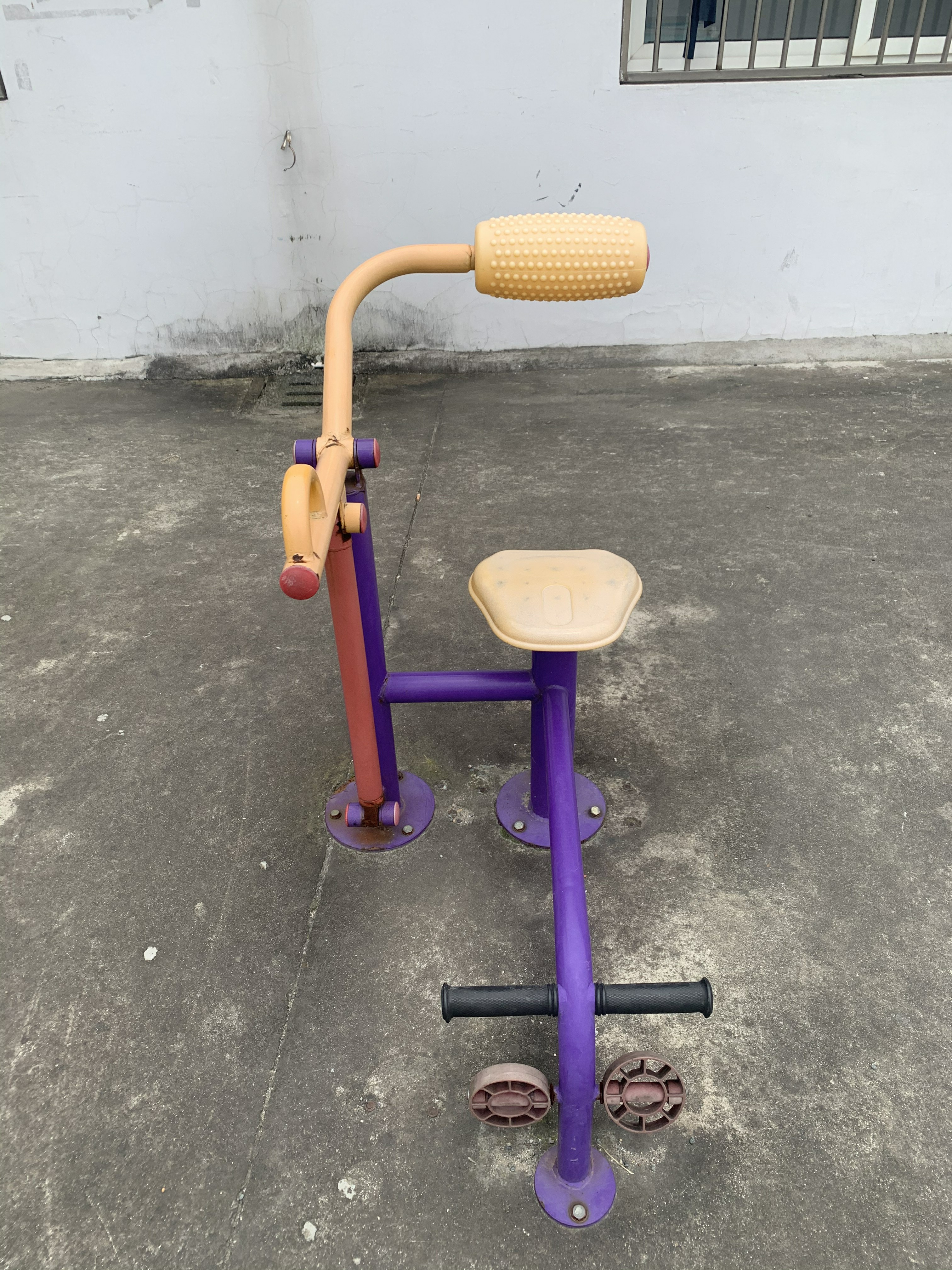 腹背鍛煉器 腹背鍛煉器