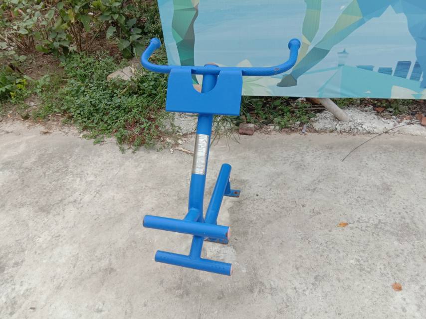 背肌訓(xùn)練器 背肌訓(xùn)練器