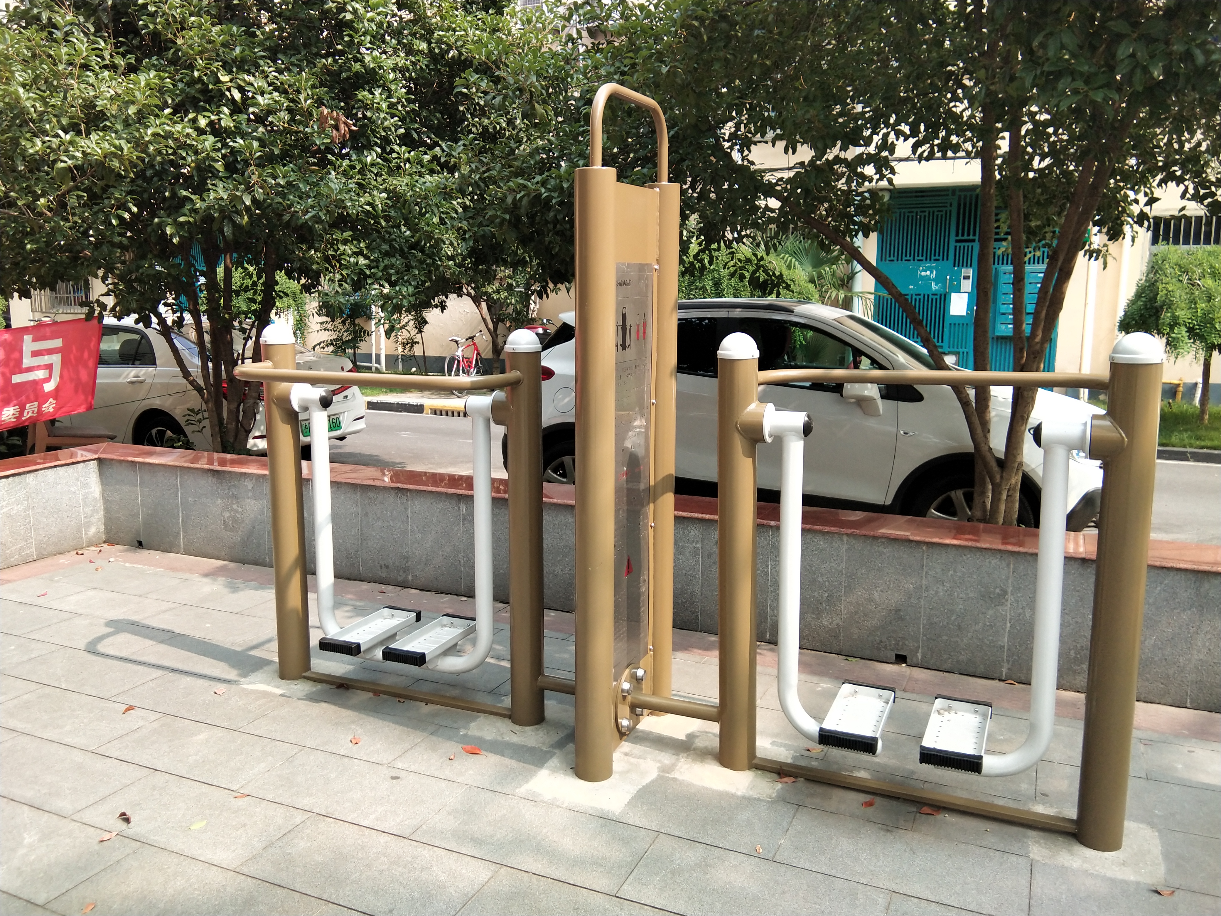 雙位漫步機(jī) 雙位漫步機(jī)