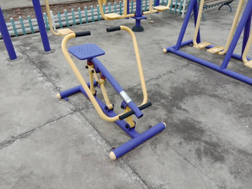 劃船訓(xùn)練器 劃船訓(xùn)練器