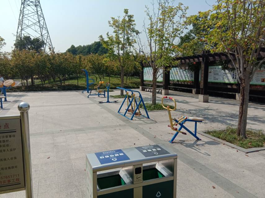 佘山鎮(zhèn)健康主題公園健身點