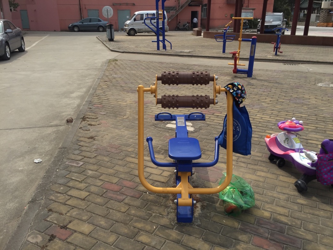 腹背屈伸訓練器