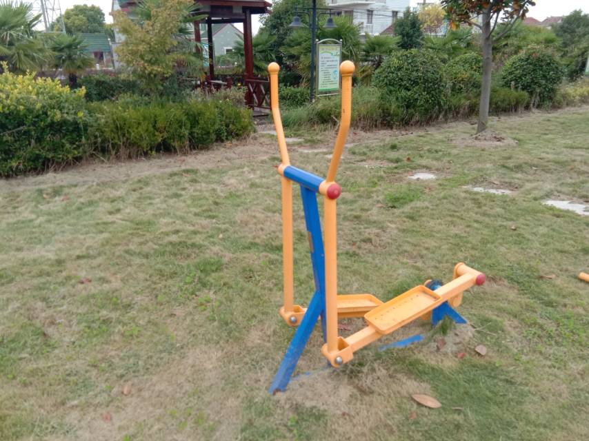 室外橢圓機(jī) 室外橢圓機(jī)