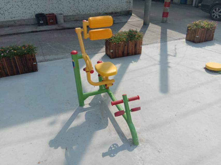 腹背鍛煉器 腹背鍛煉器