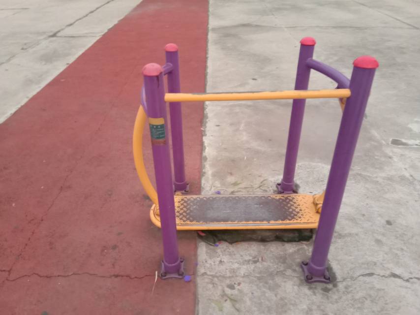 晃板健身器 晃板健身器