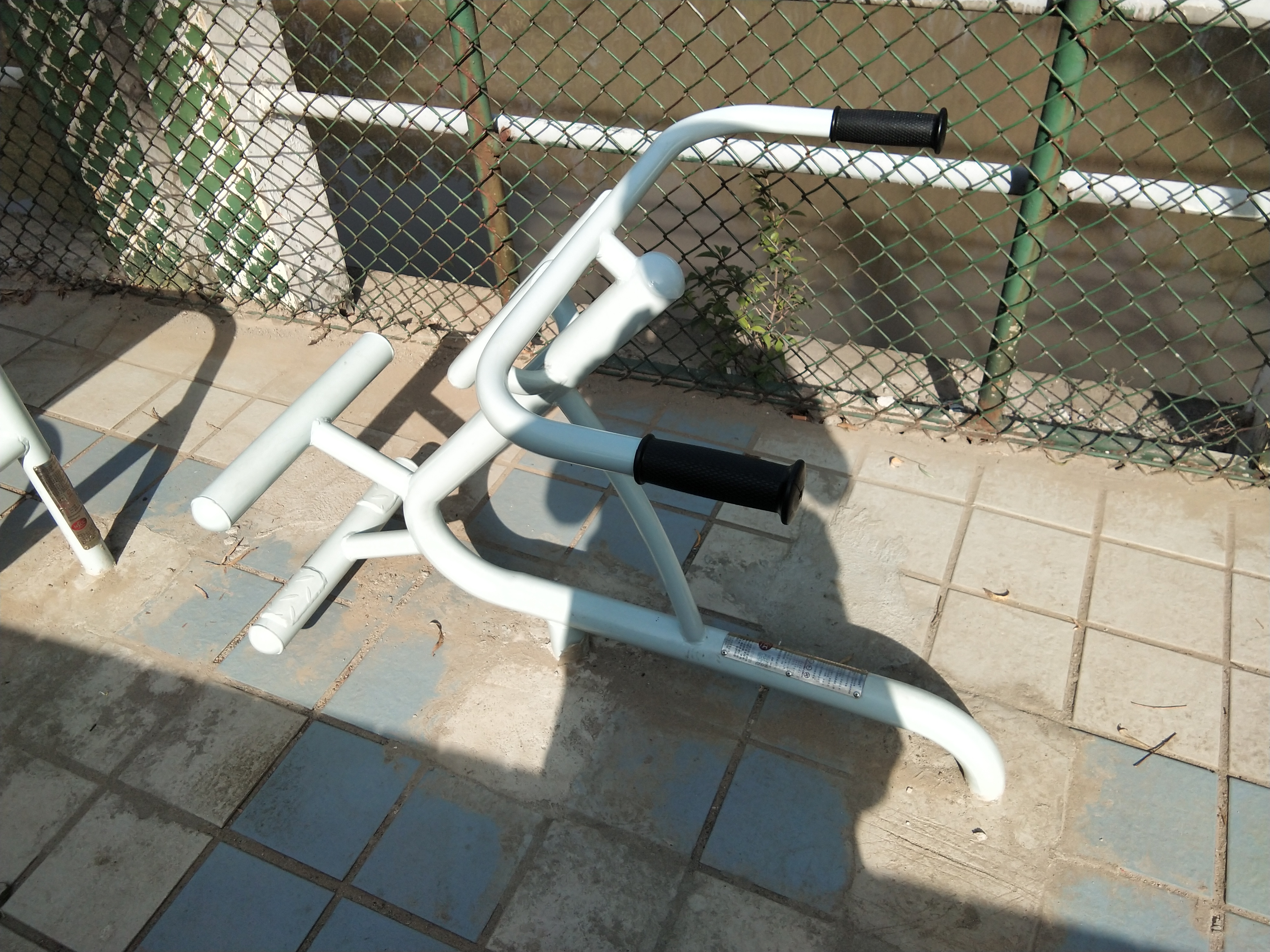 背肌訓(xùn)練器