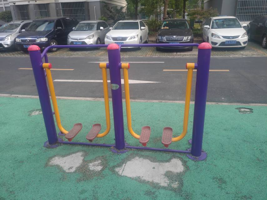 太空漫步機(jī) 太空漫步機(jī)