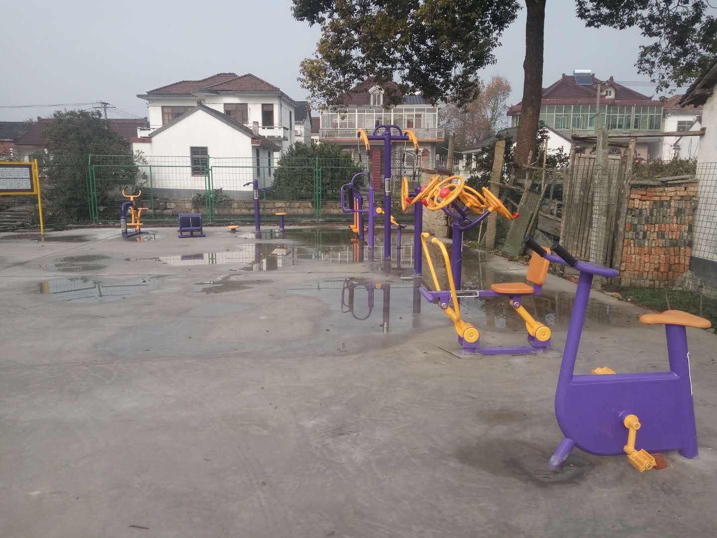 安莊村14隊(duì)健身點(diǎn)