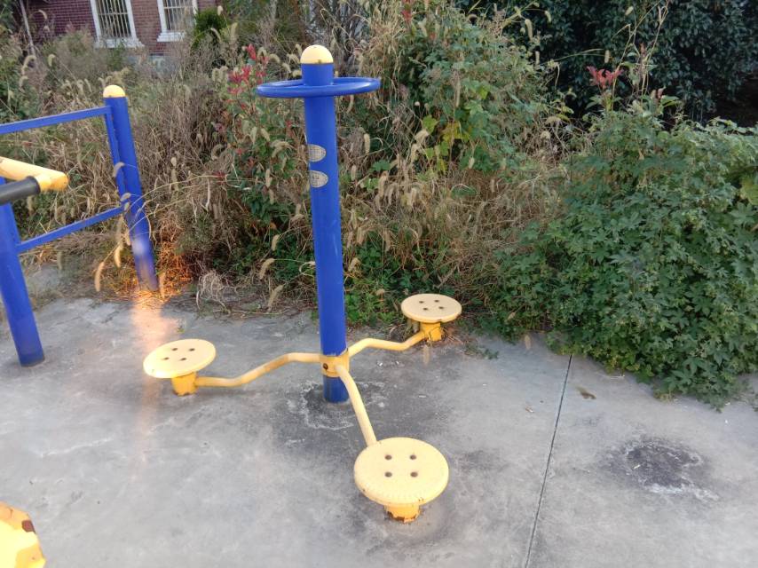 三人扭腰器 三人扭腰器