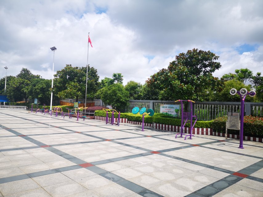 馮橋居委健身點 馮橋居委健身點