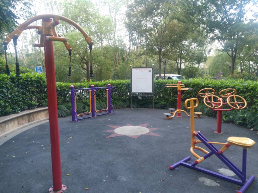 維羅納小區(qū)健身點(diǎn)2