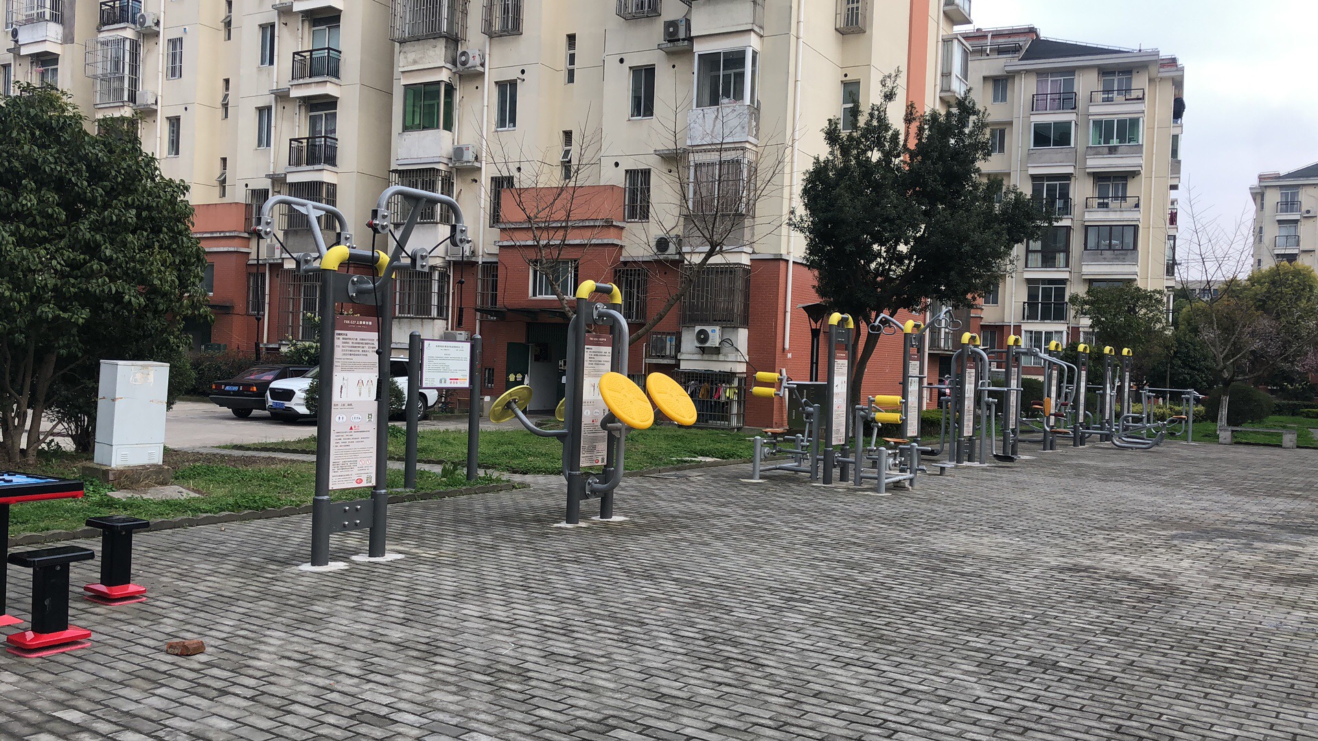 樂(lè)康苑市民益智健身苑點(diǎn)(二) 樂(lè)康苑市民益智健身苑點(diǎn)(二)