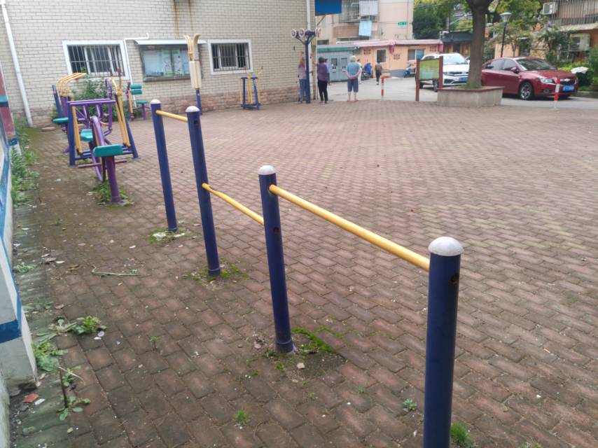 呼瑪一村四居委健身點(diǎn)