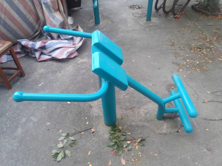 背肌訓(xùn)練器 背肌訓(xùn)練器