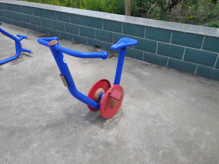 直立健身車 直立健身車