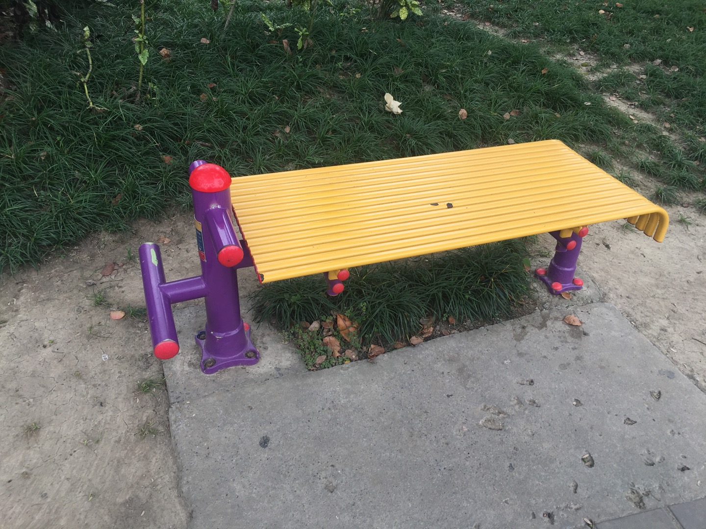 仰臥起平臺(tái) 仰臥起平臺(tái)