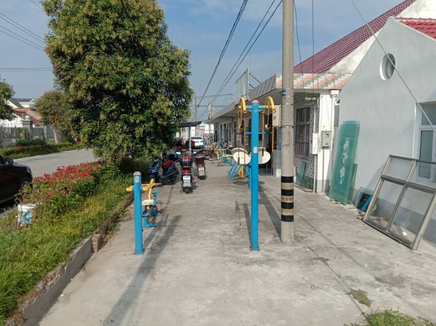 魯東村健身點(diǎn) 魯東村健身點(diǎn)