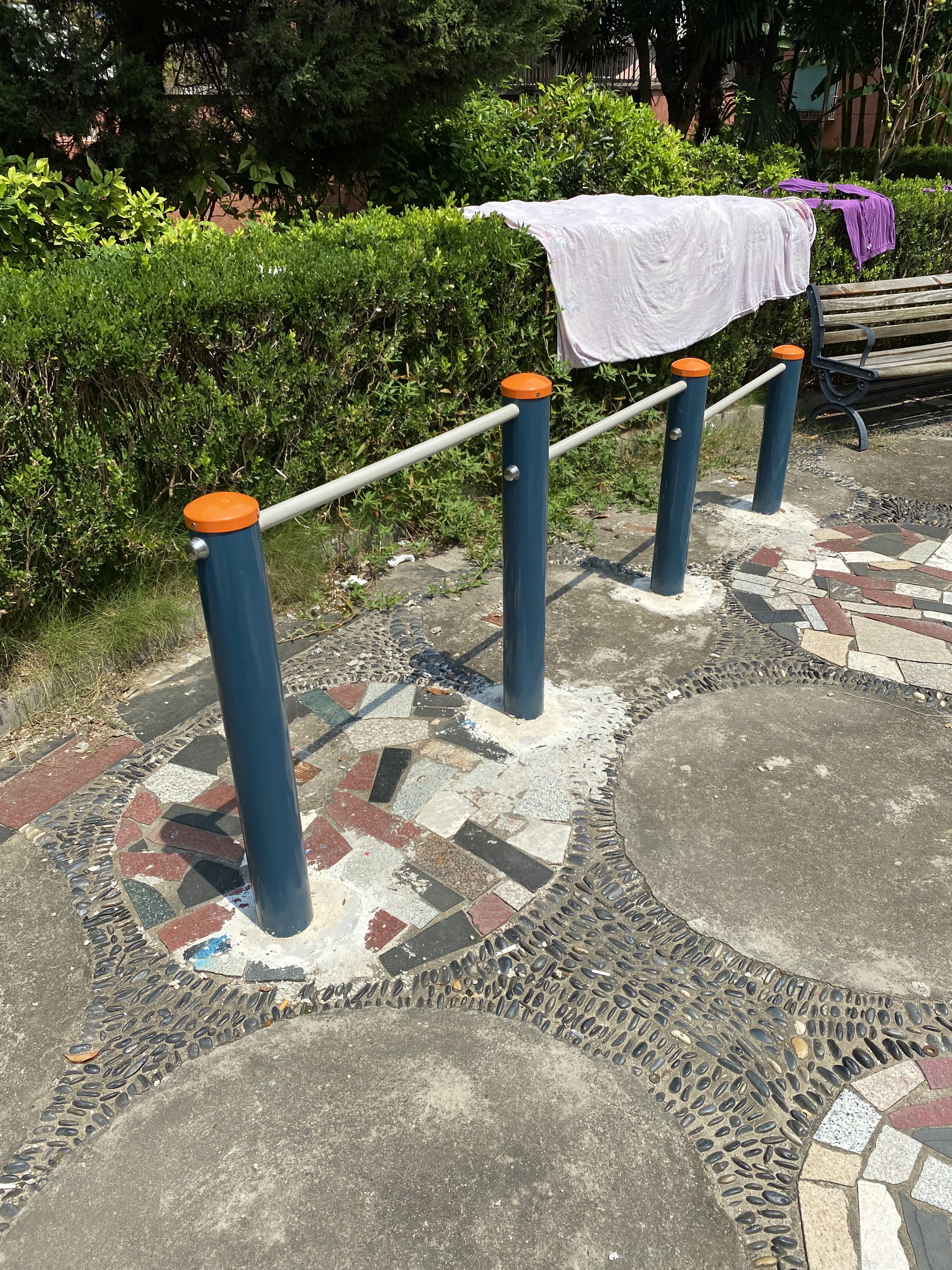 彈振壓腿器 彈振壓腿器