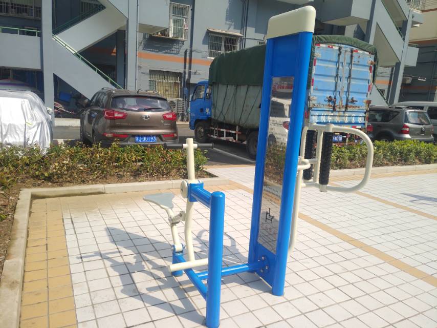 健騎機訓練器 健騎機訓練器