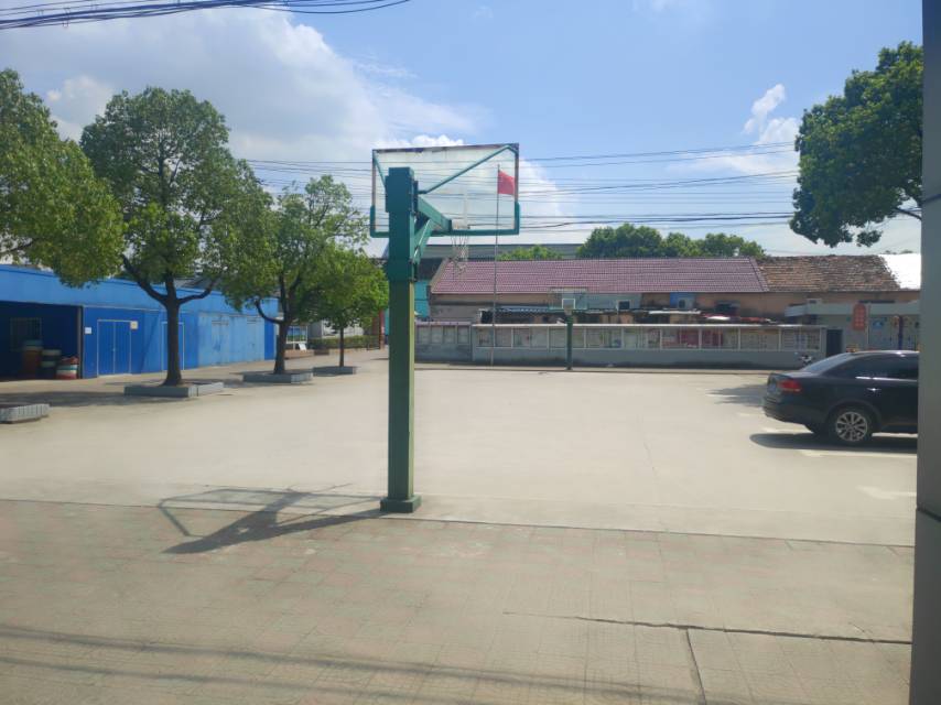 白鶴鎮(zhèn)朱浦村籃球場(chǎng)