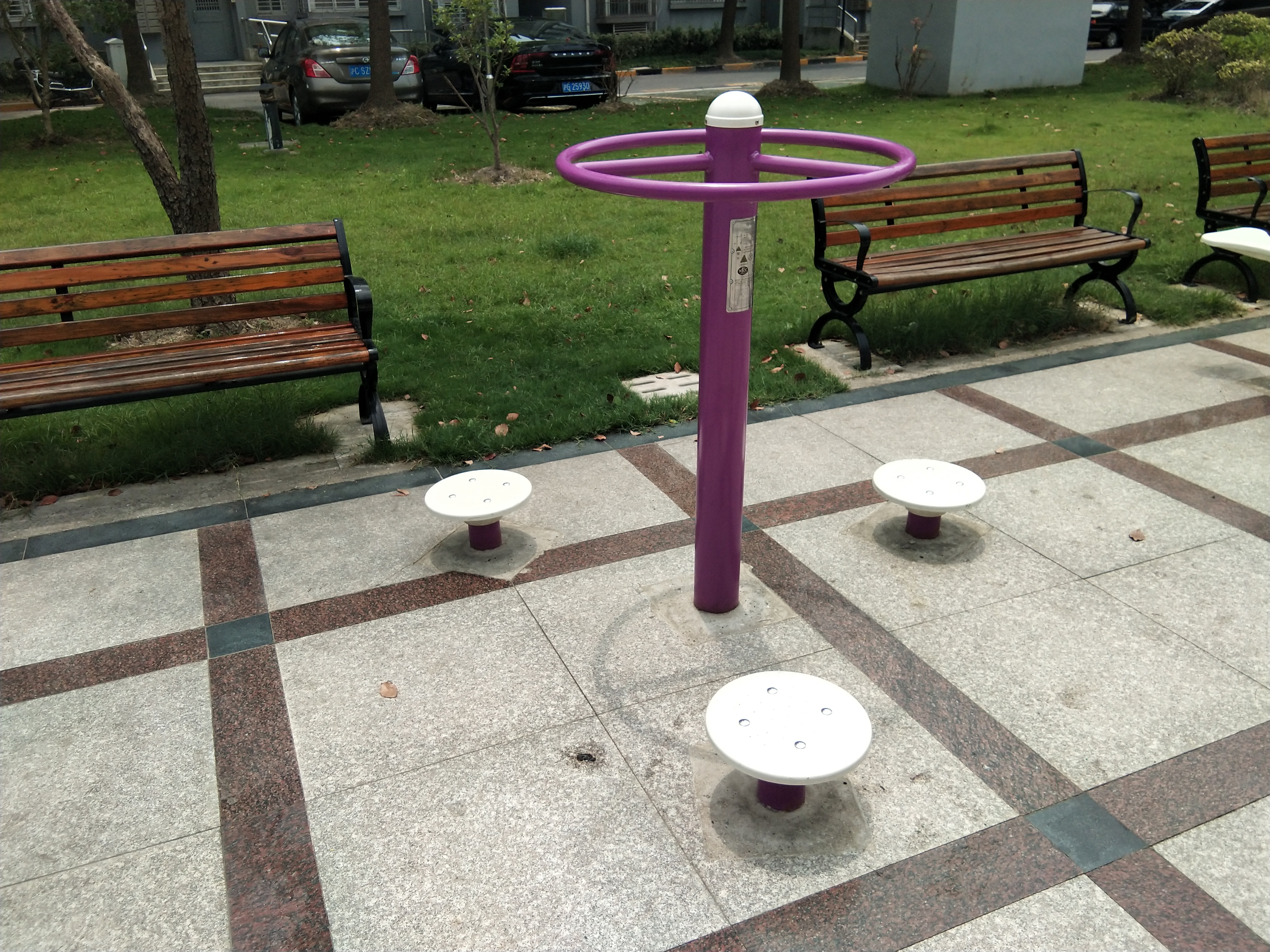 三人扭腰器 三人扭腰器