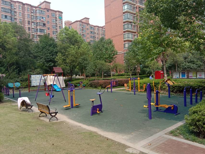 依云灣健身苑點