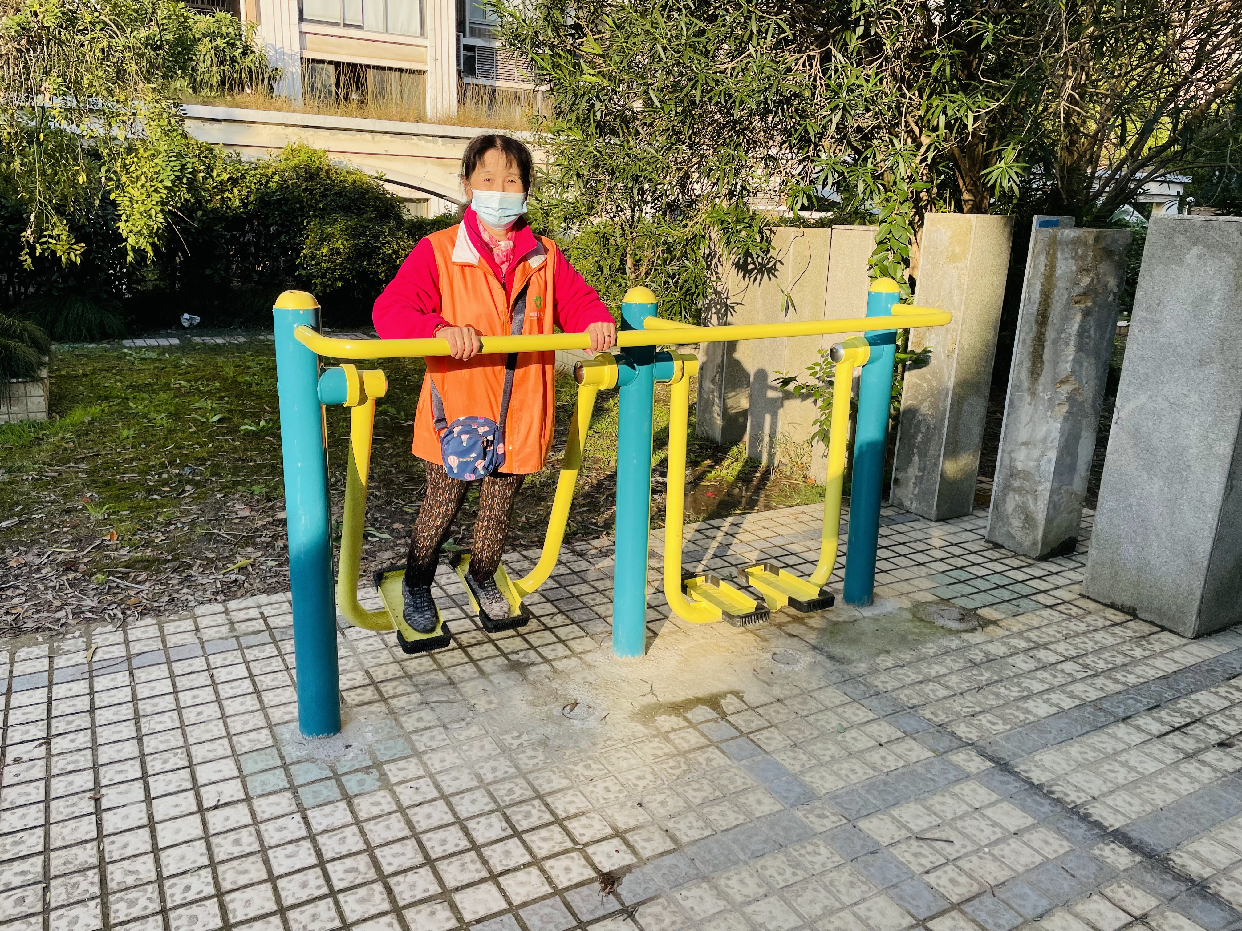 二位智能太空漫步機(jī) 二位智能太空漫步機(jī)